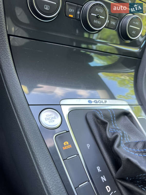 Хэтчбек Volkswagen e-Golf 2020 в Киверцах