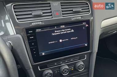 Хетчбек Volkswagen e-Golf 2020 в 