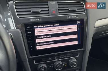 Хетчбек Volkswagen e-Golf 2020 в 