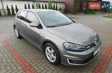 Хэтчбек Volkswagen e-Golf 2015 в Золочеве