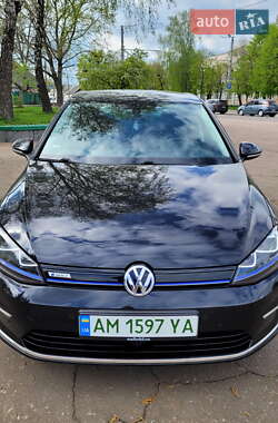 Хэтчбек Volkswagen e-Golf 2015 в Житомире
