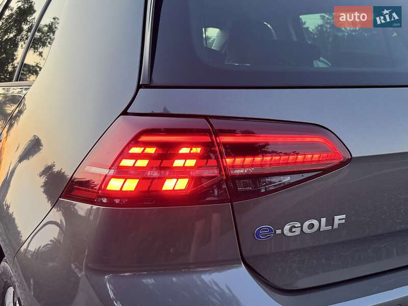 Хетчбек Volkswagen e-Golf 2019 в Дніпрі
