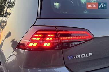 Хетчбек Volkswagen e-Golf 2019 в 