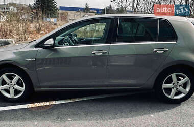 Хэтчбек Volkswagen e-Golf 2015 в 