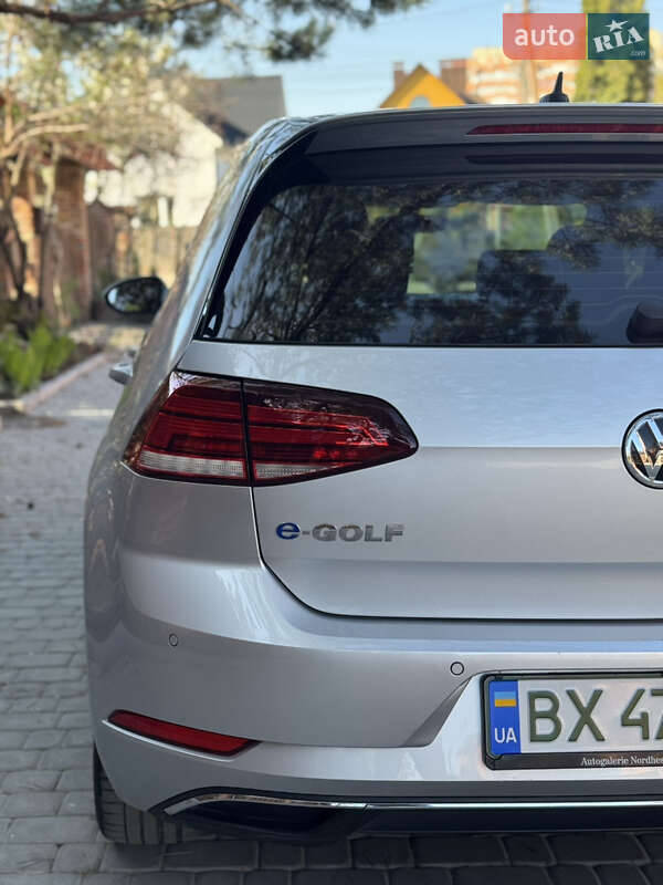 Хэтчбек Volkswagen e-Golf 2019 в Хмельницком