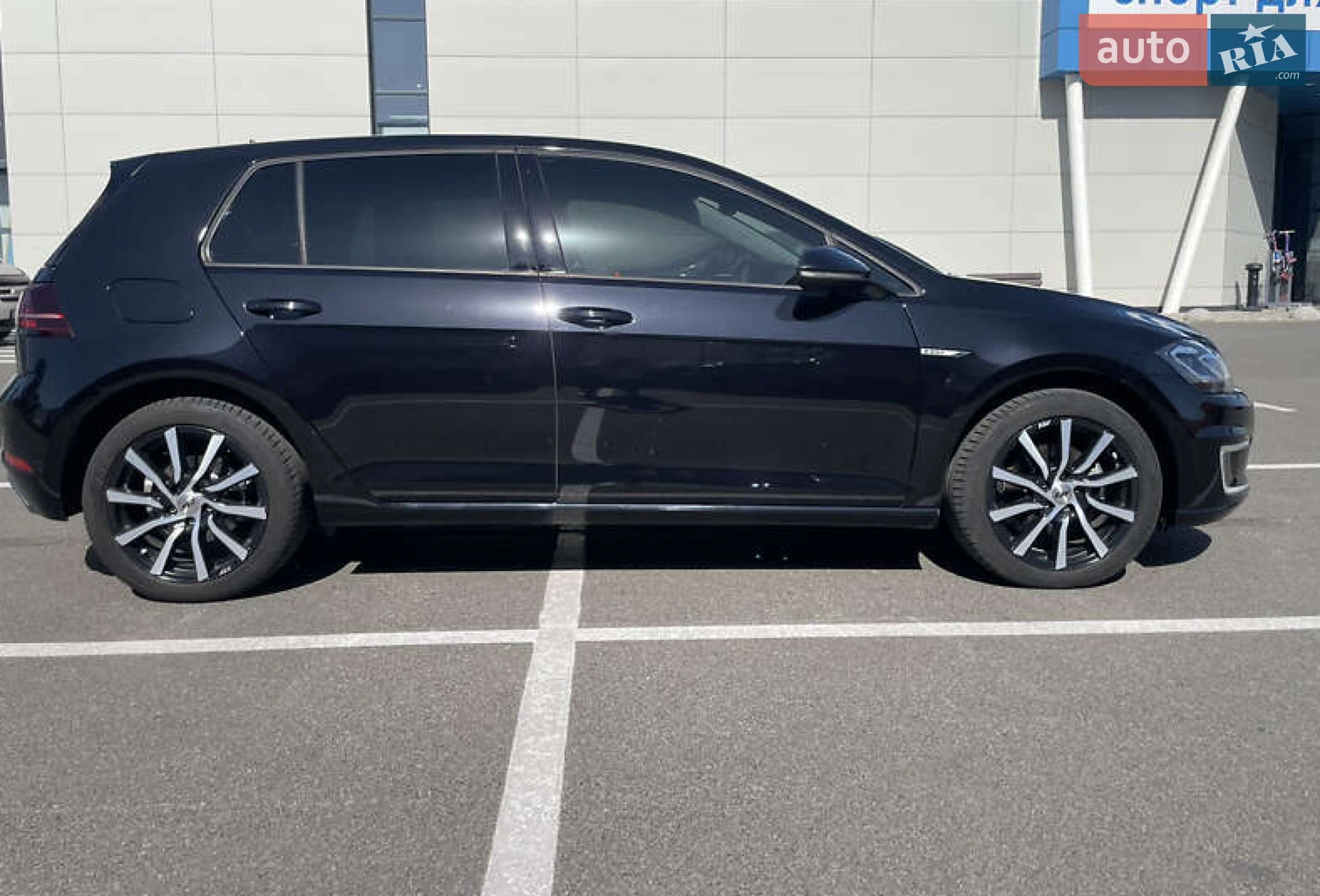 2018 Volkswagen Golf - мініатюра 4