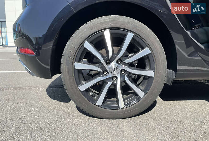 Хетчбек Volkswagen e-Golf 2018 в Тернополі