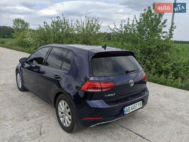 Хетчбек Volkswagen e-Golf 2017 в Вінниці