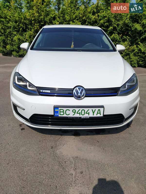 Хэтчбек Volkswagen e-Golf 2014 в Шептицькому