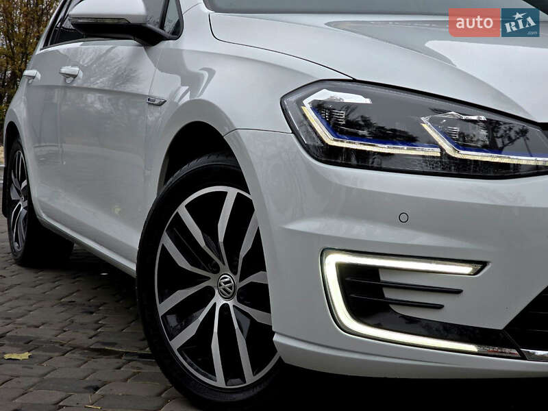 Хэтчбек Volkswagen e-Golf 2020 в Першотравенске
