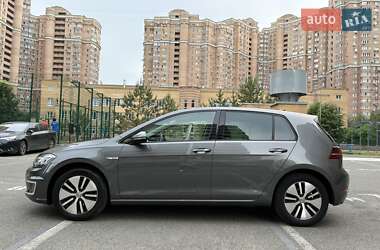Хетчбек Volkswagen e-Golf 2018 в Києві