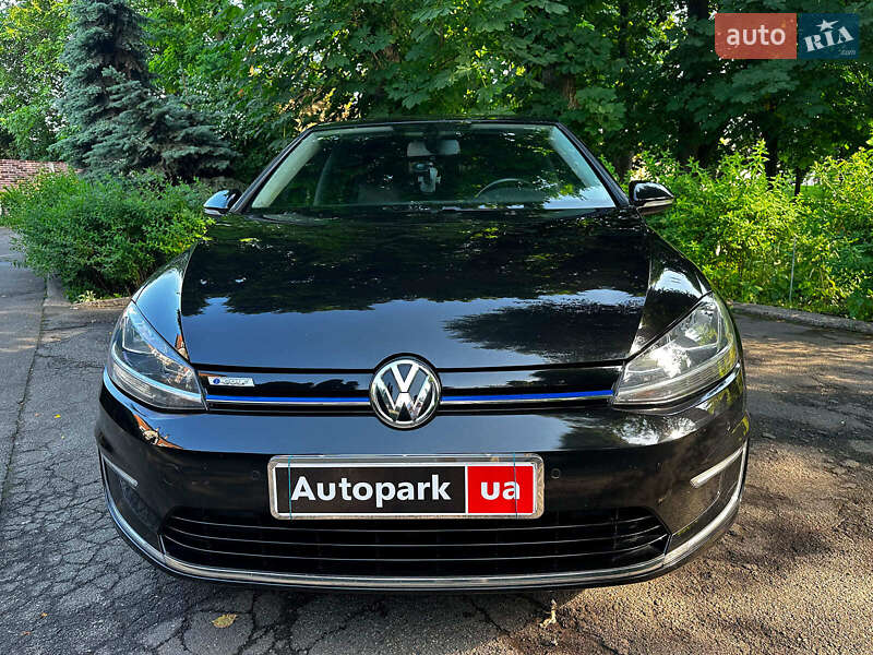 Хетчбек Volkswagen e-Golf 2017 в Києві фото 2 Хетчбек Volkswagen e-Golf 2017 в Києві