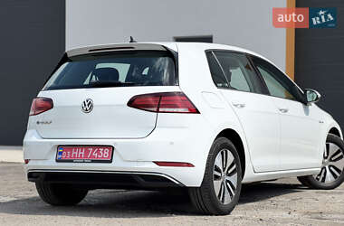 Хэтчбек Volkswagen e-Golf 2017 в 