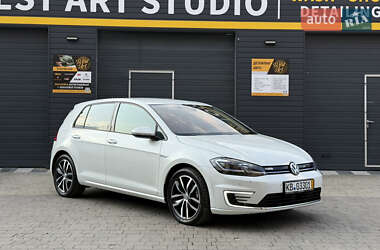 Хэтчбек Volkswagen e-Golf 2020 в 