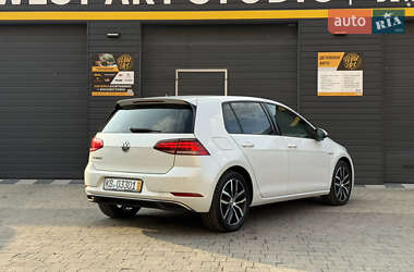 Хэтчбек Volkswagen e-Golf 2020 в 