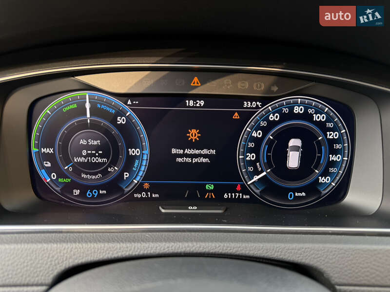 Хетчбек Volkswagen e-Golf 2020 в Мукачевому
