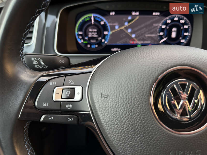 Хетчбек Volkswagen e-Golf 2020 в Мукачевому