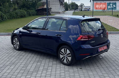 Хэтчбек Volkswagen e-Golf 2017 в 