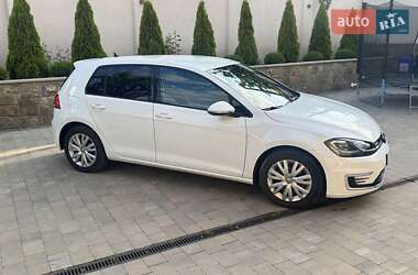 Хетчбек Volkswagen e-Golf 2020 в 