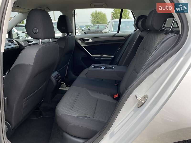 Хетчбек Volkswagen e-Golf 2020 в Львові