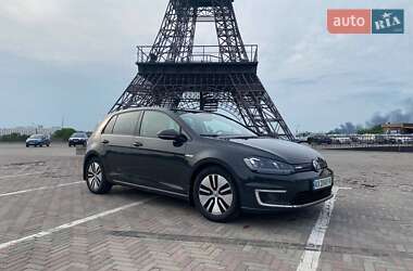 Хэтчбек Volkswagen e-Golf 2015 в Чугуеве