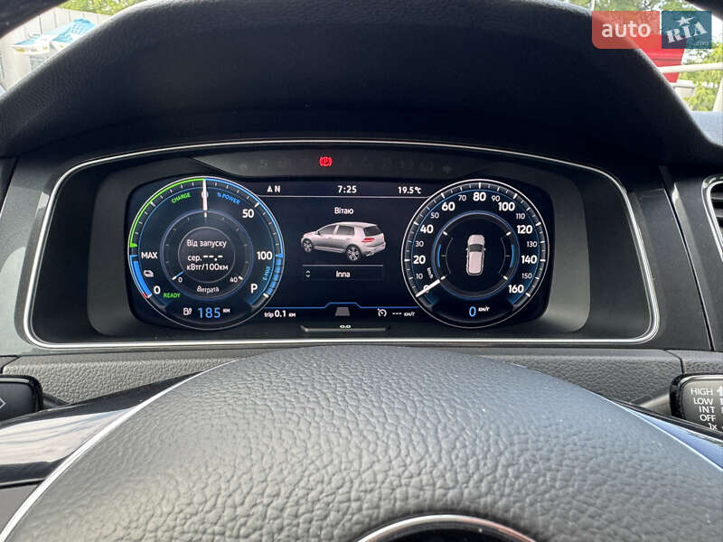 Хэтчбек Volkswagen e-Golf 2017 в Харькове фото 43 Хэтчбек Volkswagen e-Golf 2017 в Харькове