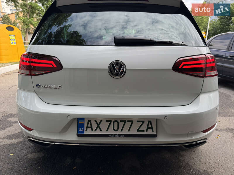 Хэтчбек Volkswagen e-Golf 2017 в Харькове фото 54 Хэтчбек Volkswagen e-Golf 2017 в Харькове