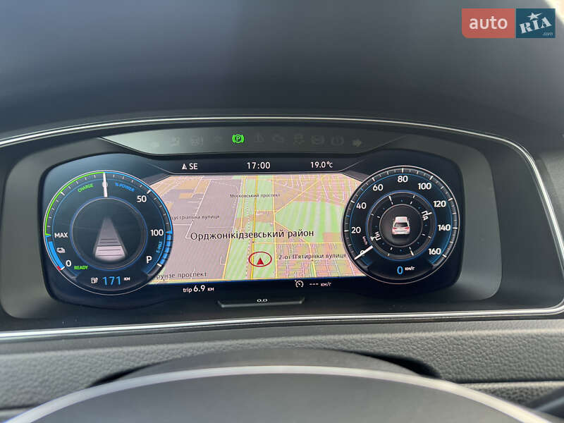 Хэтчбек Volkswagen e-Golf 2017 в Харькове фото 57 Хэтчбек Volkswagen e-Golf 2017 в Харькове