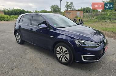 Хэтчбек Volkswagen e-Golf 2020 в Пирятине