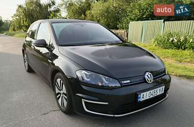 Хетчбек Volkswagen e-Golf 2015 в Бучі