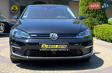 Хэтчбек Volkswagen e-Golf 2020 в 