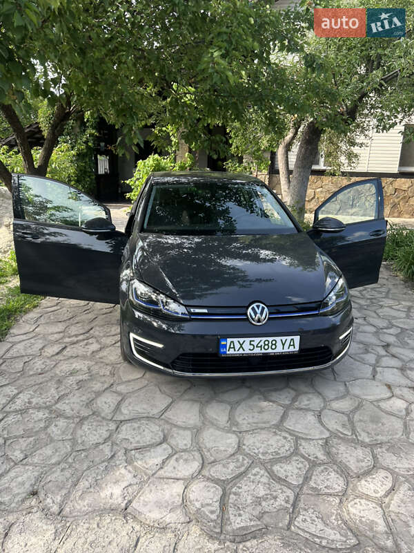 Хетчбек Volkswagen e-Golf 2019 в Харкові