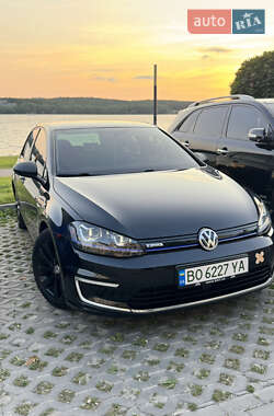 Хэтчбек Volkswagen e-Golf 2015 в Тернополе
