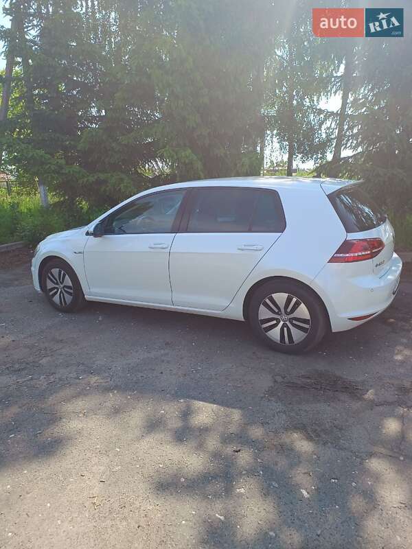 Хетчбек Volkswagen e-Golf 2014 в Хмельницькому