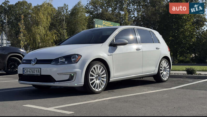 Volkswagen e-Golf 2016