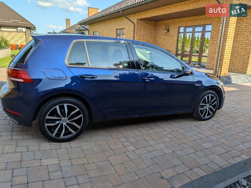 Хетчбек Volkswagen e-Golf 2020 в Луцьку