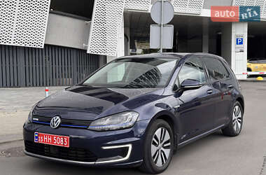 Хэтчбек Volkswagen e-Golf 2017 в Киеве