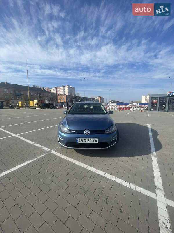 Хетчбек Volkswagen e-Golf 2015 в Вінниці