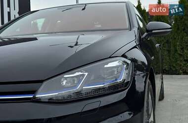 Хетчбек Volkswagen e-Golf 2019 в 