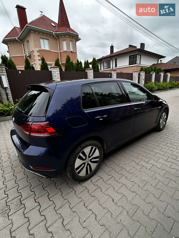 Хетчбек Volkswagen e-Golf 2019 в Києві