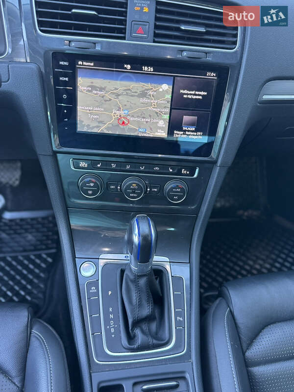 Хетчбек Volkswagen e-Golf 2017 в Рівному