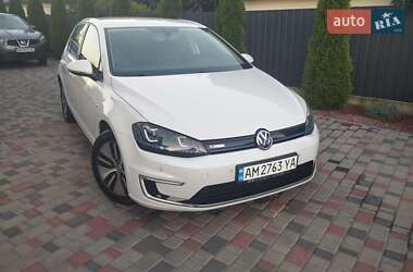 Хэтчбек Volkswagen e-Golf 2015 в Звягеле