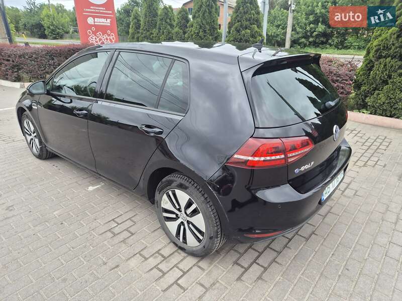 Хетчбек Volkswagen e-Golf 2014 в Вінниці