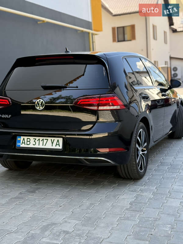 Хэтчбек Volkswagen e-Golf 2020 в Виннице