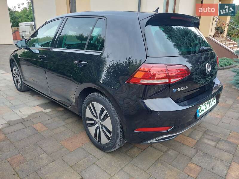 Хетчбек Volkswagen e-Golf 2018 в Львові