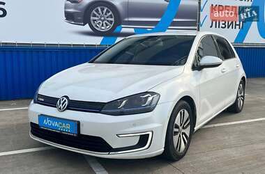 Хетчбек Volkswagen e-Golf 2015 в Києві