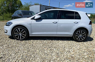 Хэтчбек Volkswagen e-Golf 2018 в 