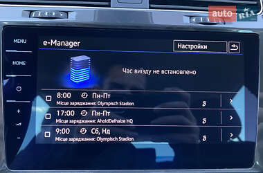 Хэтчбек Volkswagen e-Golf 2018 в 