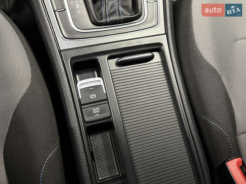 Хэтчбек Volkswagen e-Golf 2015 в Владимире