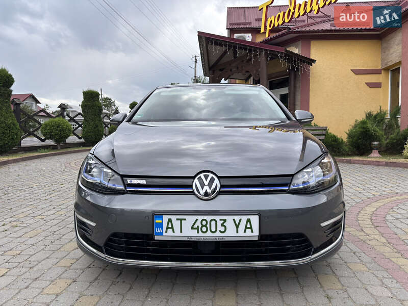 Хэтчбек Volkswagen e-Golf 2018 в Косове